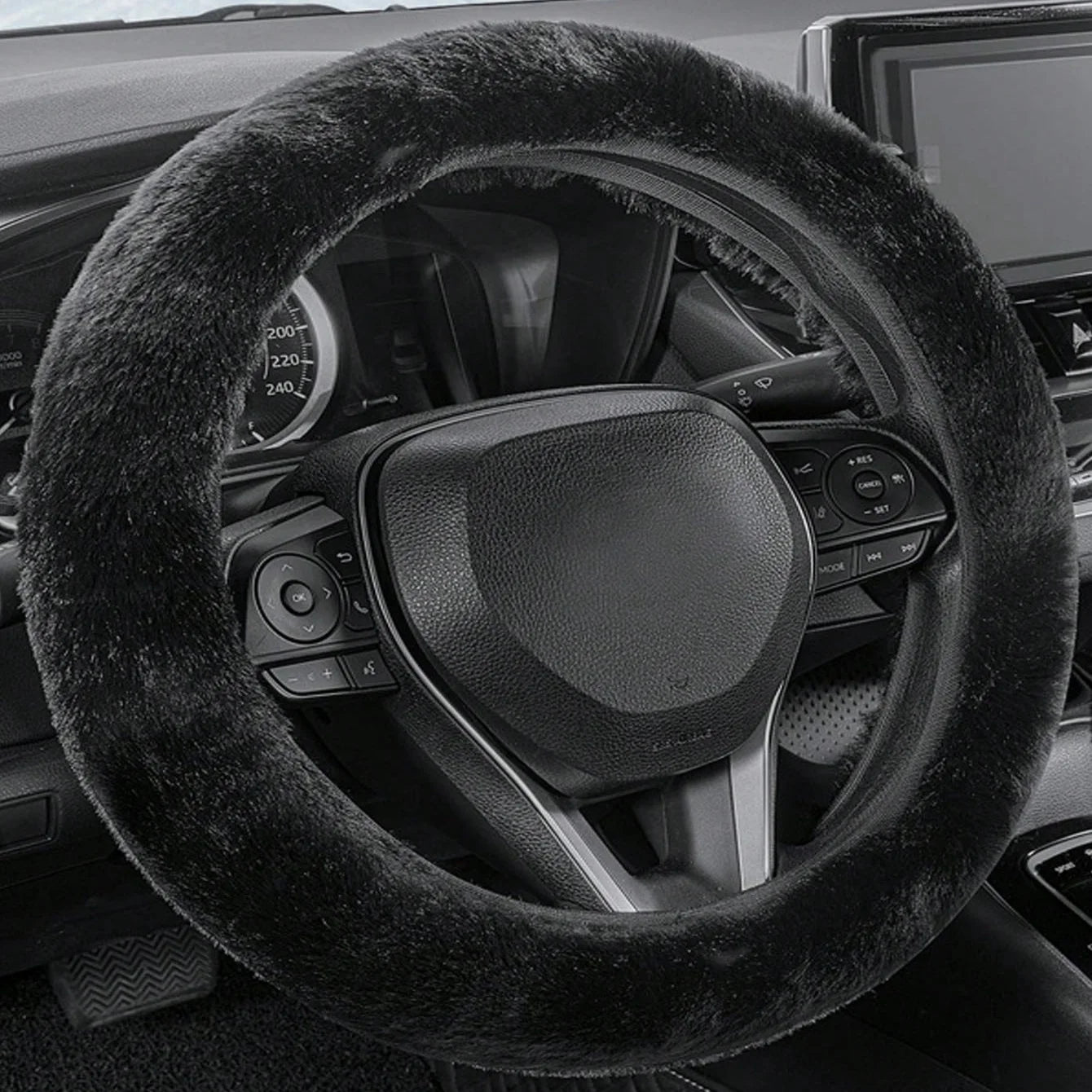 Plush Wheel Protector Cover - Non-Slip